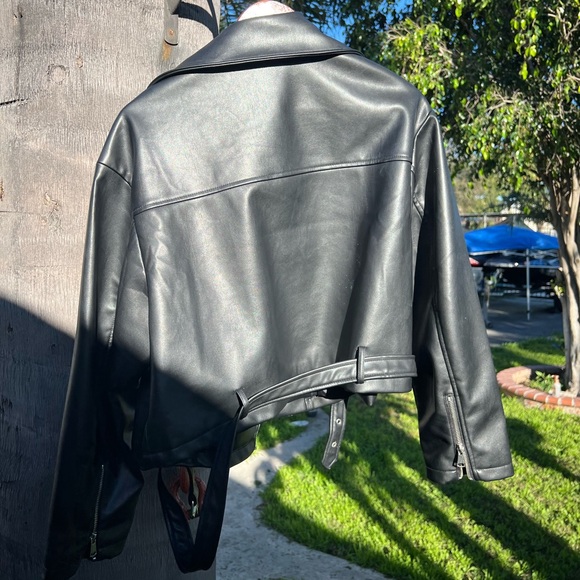 White Fox Boutique Black Leather Biker Jacket - Picture 6 of 6